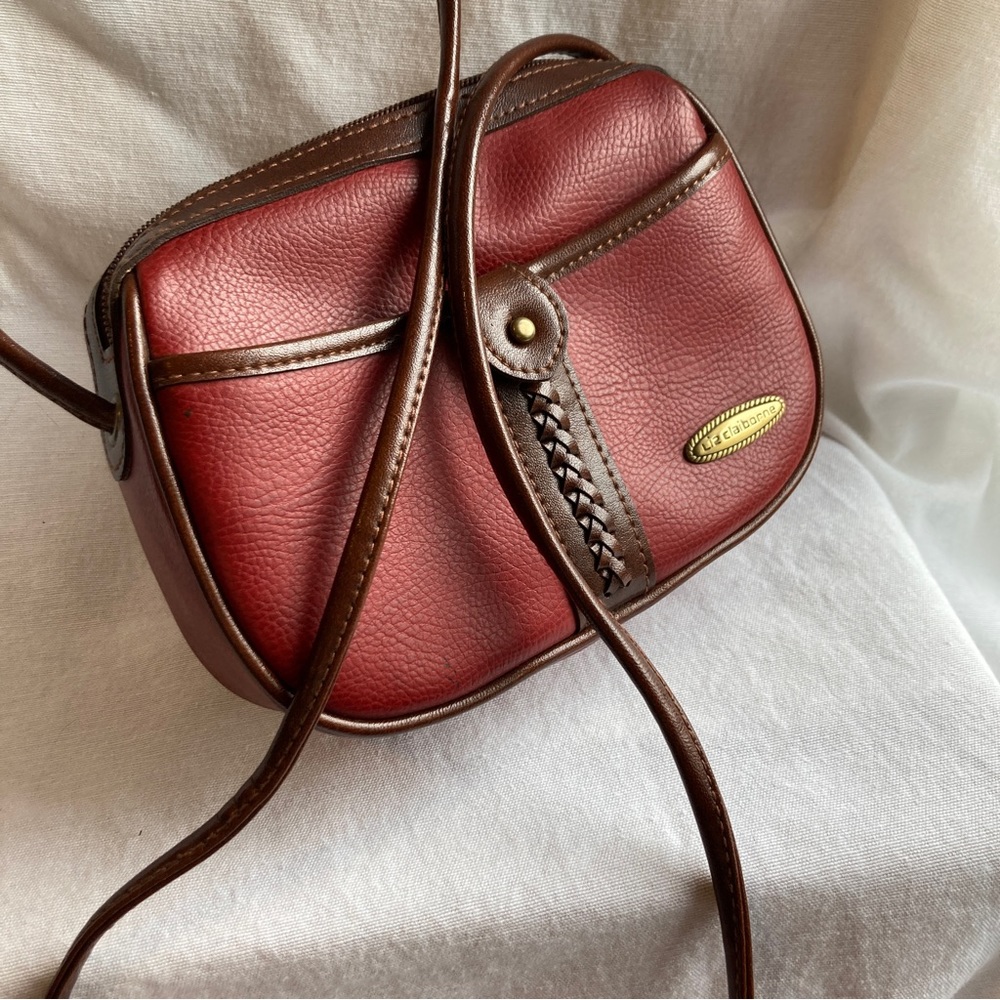 Red purse Liz Claiborne deep red small crossbody long strap bag 22” strap